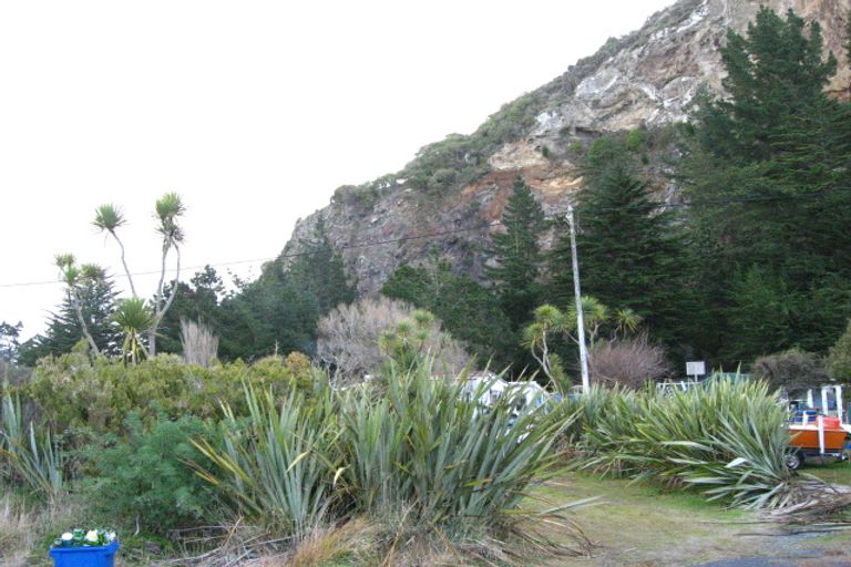 Photo of property in 4 Beach Road, Long Beach, Port Chalmers, 9081