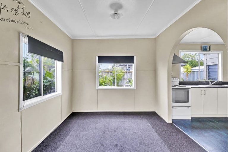 Photo of property in 68 Macdonald Street, Elgin, Gisborne, 4010