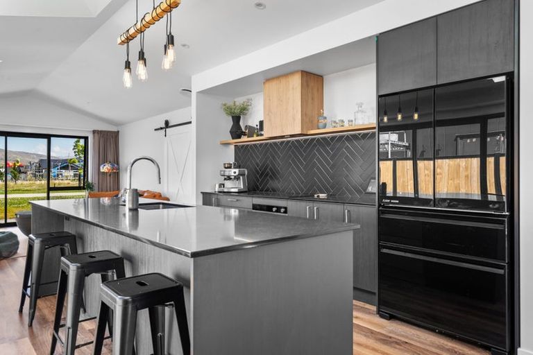 Photo of property in 48 Bragato Way, Cromwell, 9310