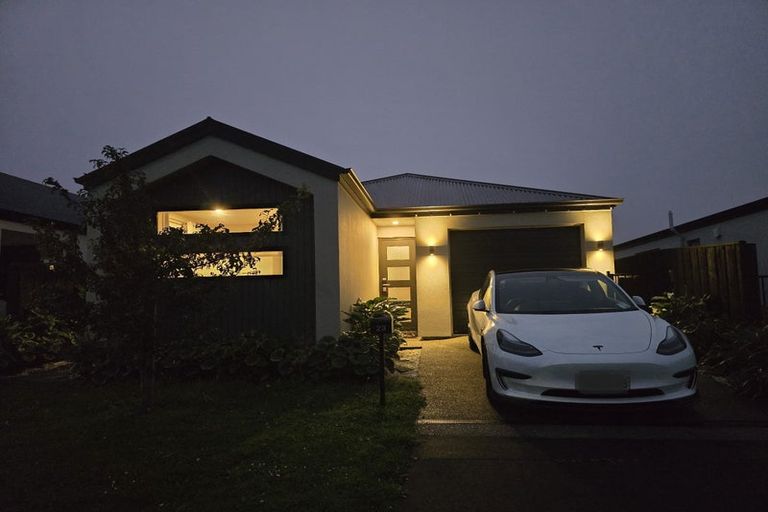 Photo of property in 23 Upham Lane, Rolleston, 7615