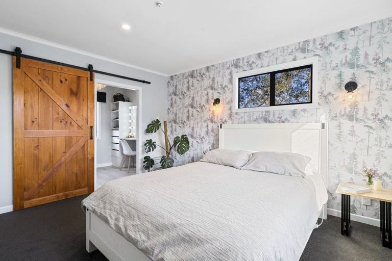 Photo of property in 9 Laredo Grove, Totara Park, Upper Hutt, 5018