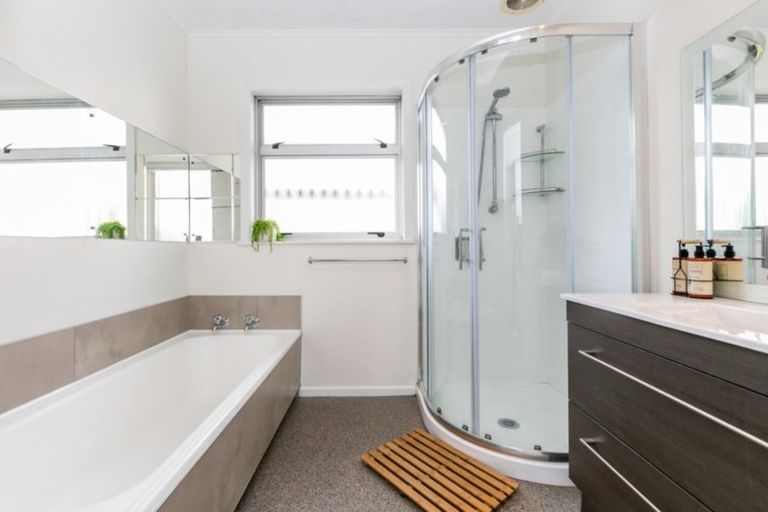 Photo of property in 12a Alpers Terrace, Marewa, Napier, 4110