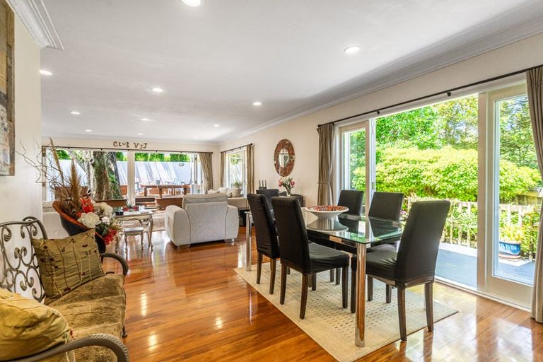 Photo of property in 1/14 Maritime Terrace, Birkenhead, Auckland, 0626