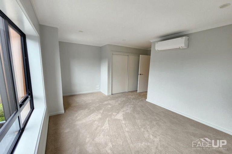 Photo of property in 6/35 Marine Parade, Hobsonville, Auckland, 0616