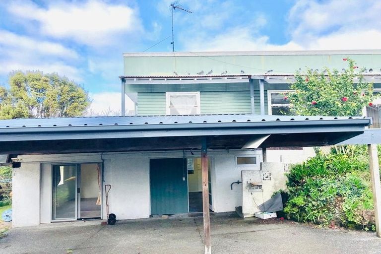 Photo of property in 53 Jaemont Avenue, Te Atatu South, Auckland, 0610