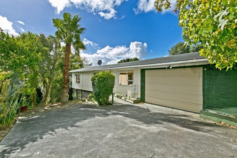 Photo of property in 37 Seon Place, Birkdale, Auckland, 0626