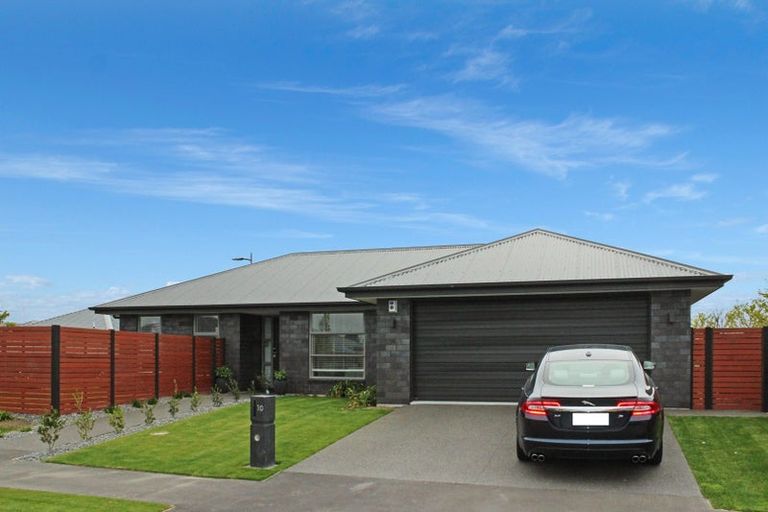 Photo of property in 10 Lockwood Street, Halswell, Christchurch, 8025
