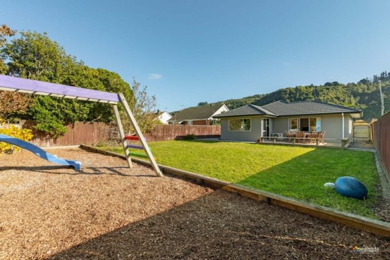 Photo of property in 1166 Taita Drive, Taita, Lower Hutt, 5011