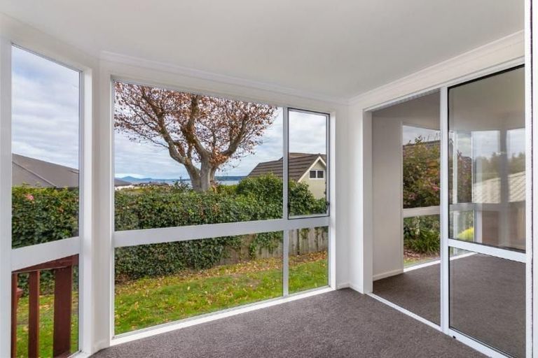 Photo of property in 11b Shepherd Road, Waipahihi, Taupo, 3330