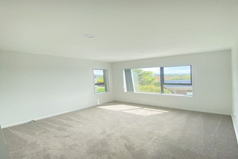 Photo of property in 2c Robin Lane, Browns Bay, Auckland, 0630