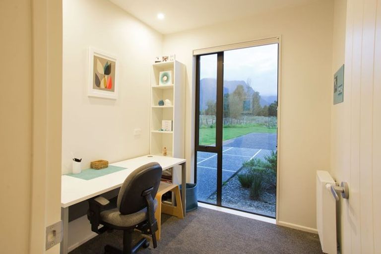 Photo of property in 7 Williams Drive, Fox Glacier, 7886