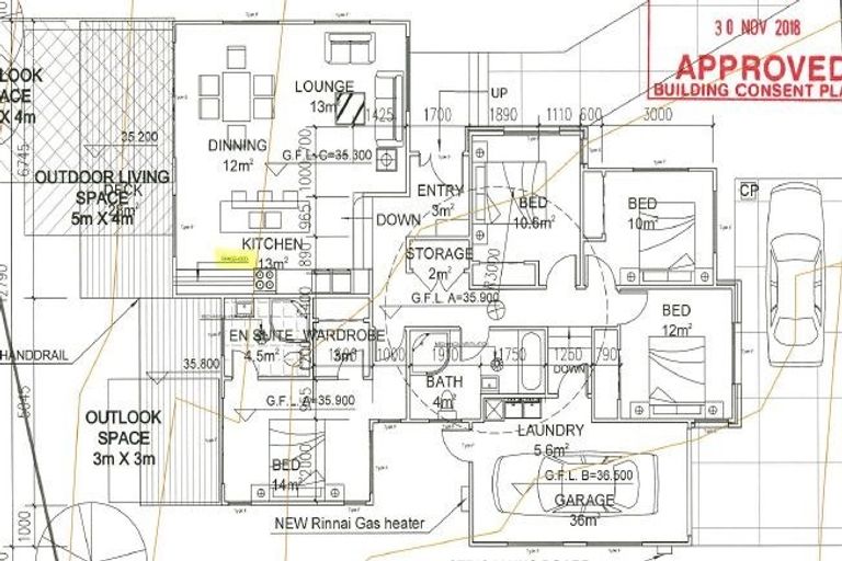 Photo of property in 2 Tarara Lane, Kumeu, 0810