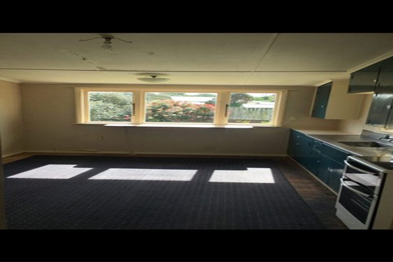 Photo of property in 42 Hussey Street, Waverley, 4510