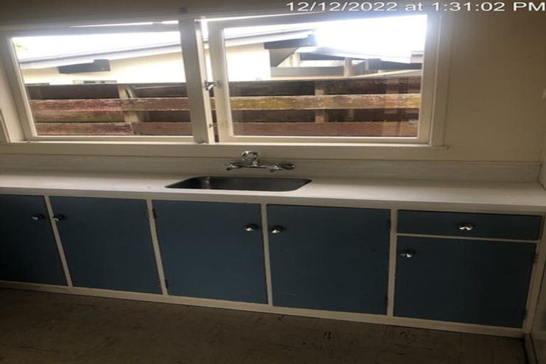 Photo of property in 4 Mcdonald Place, Awapuni, Palmerston North, 4412