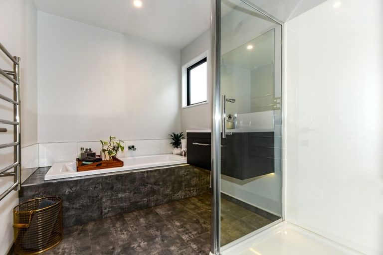 Photo of property in 105 Faringdon Boulevard, Rolleston, 7615