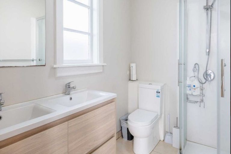 Photo of property in 3 Curletts Road, Sockburn, Christchurch, 8042