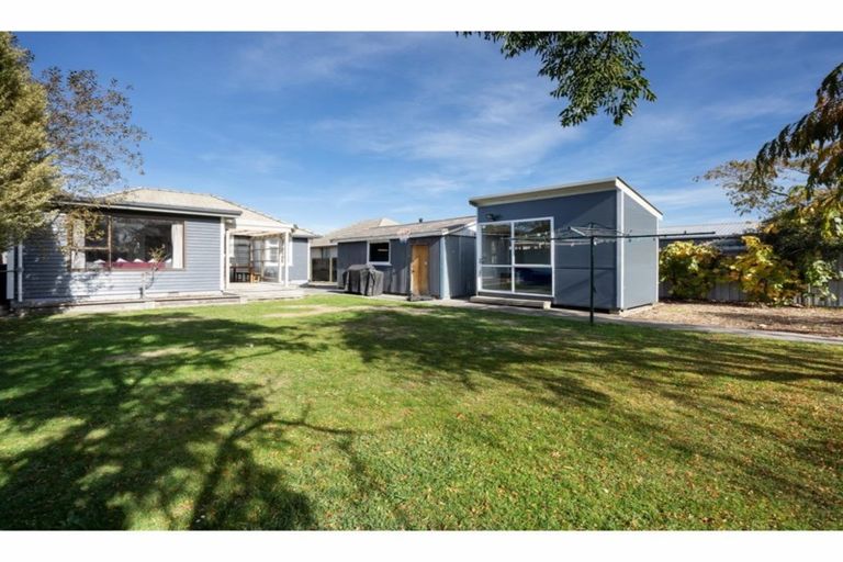 Photo of property in 28 Taurima Street, Hei Hei, Christchurch, 8042