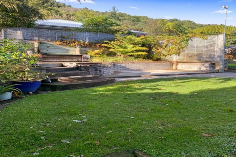 Photo of property in 91 Milton Terrace, Picton, 7220