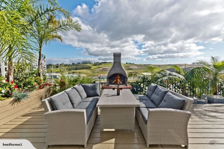 Photo of property in 25 Turutu Place, Long Bay, Auckland, 0630