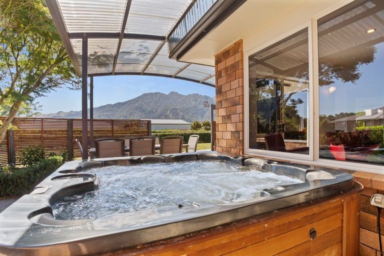 Photo of property in 7 Mountain View Road, Te Aroha, 3320