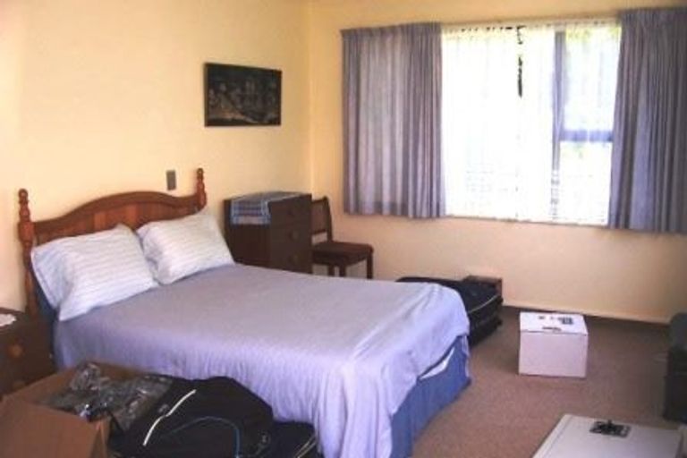 Photo of property in 43b Thatcher Crescent, Crofton Downs, Wellington, 6035