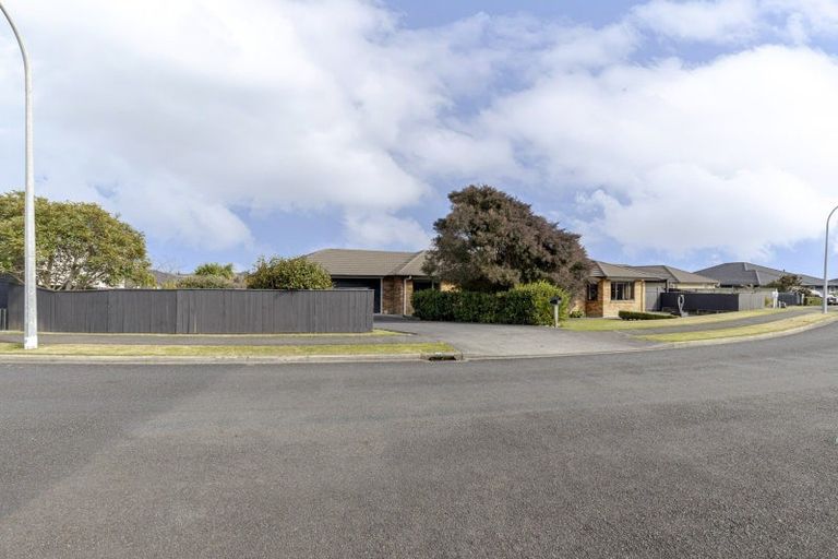 Photo of property in 30 Jules Crescent, Bell Block, New Plymouth, 4312