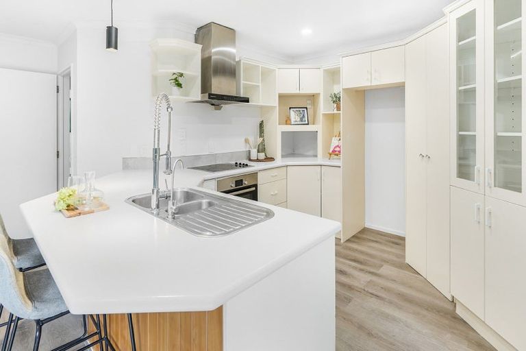 Photo of property in 18 Caversham Drive, Rototuna, Hamilton, 3210