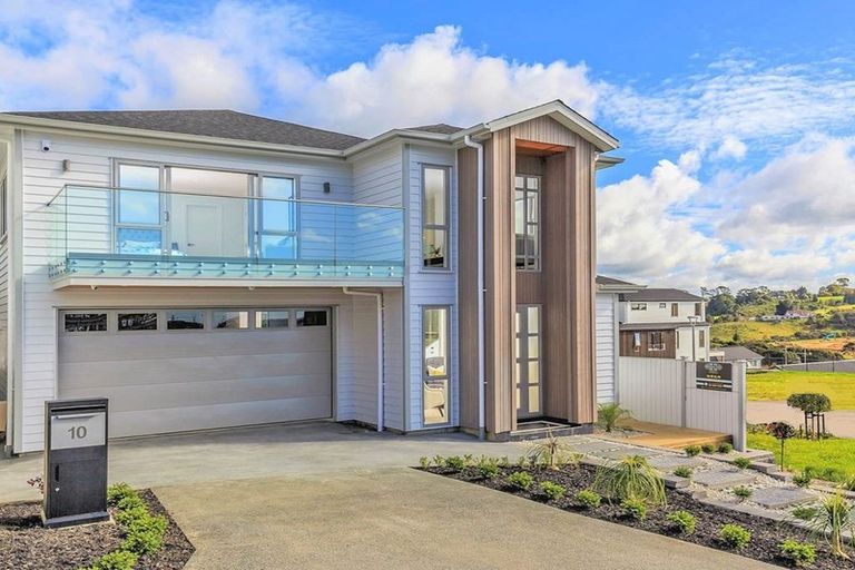 Photo of property in 10 Barque Rise, Long Bay, Auckland, 0630