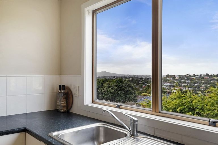 Photo of property in 60 Monarch Avenue, Hillcrest, Auckland, 0627