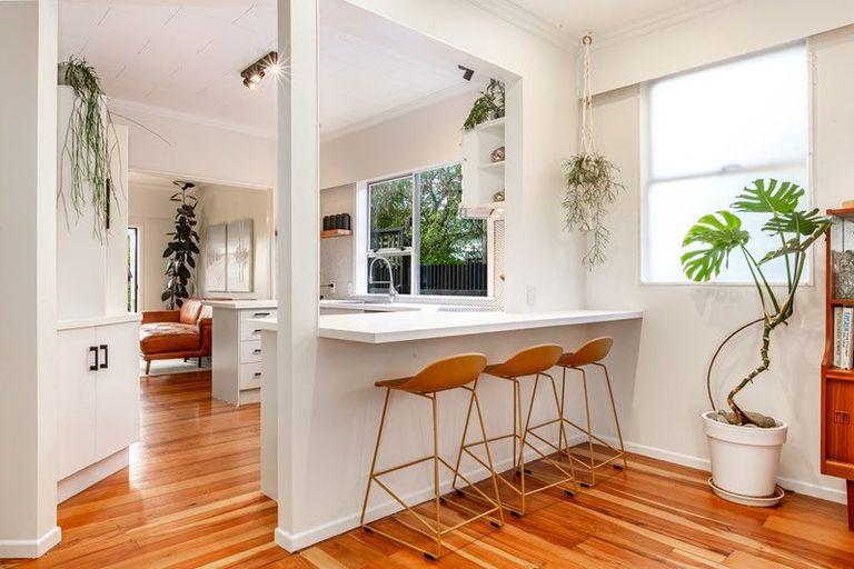 Photo of property in 15 Foster Crescent, Belmont, Lower Hutt, 5010