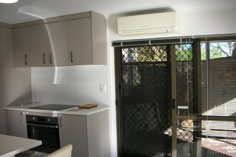 Photo of property in 32a Majesty Place, Half Moon Bay, Auckland, 2012