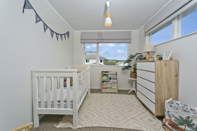 Photo of property in 1/1 Tainui Street, Torbay, Auckland, 0630