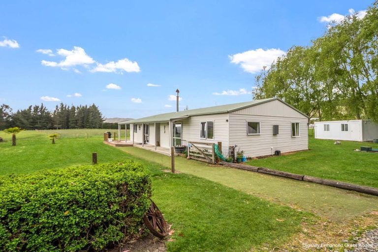 Photo of property in 10 Singleton Street, Waikari, 7420