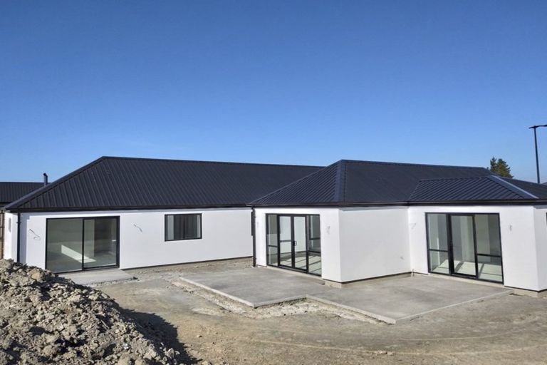 Photo of property in 6 Spring Lane, Rangiora, 7400