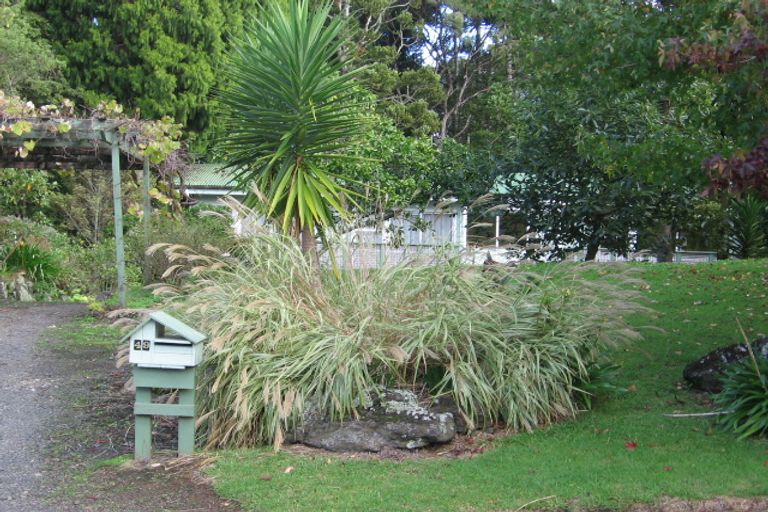 Photo of property in 49 Minnehaha Avenue, Titirangi, Auckland, 0604