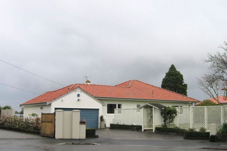Photo of property in 18 Minchin Crescent, St Andrews, Hamilton, 3200