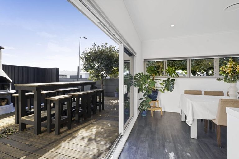 Photo of property in 18 Rawiri Drive, Bell Block, New Plymouth, 4312