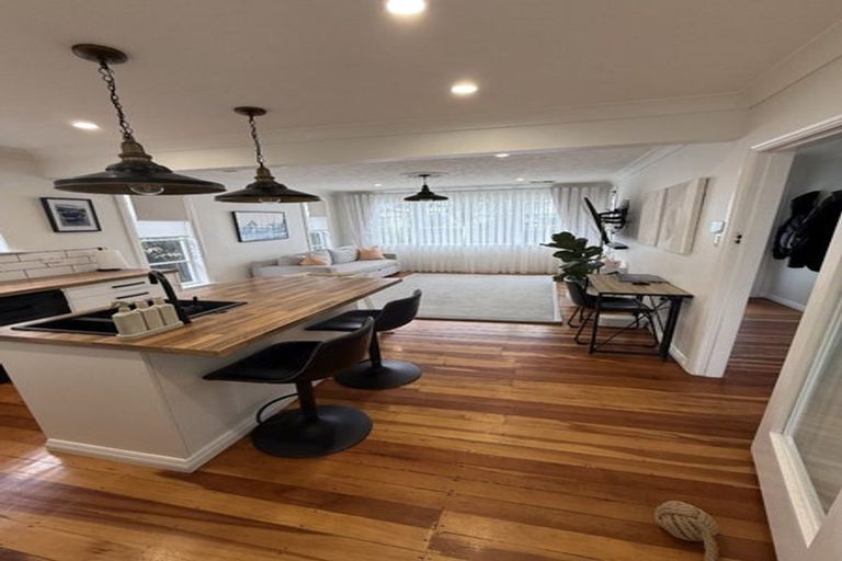 Photo of property in 21 Hume Street, Alicetown, Lower Hutt, 5010