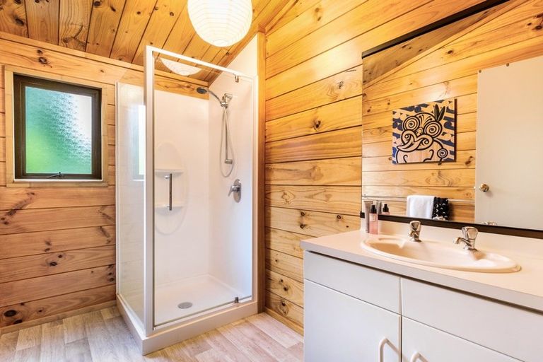 Photo of property in 17 Hinekapi Terrace, Kuratau, Turangi, 3381