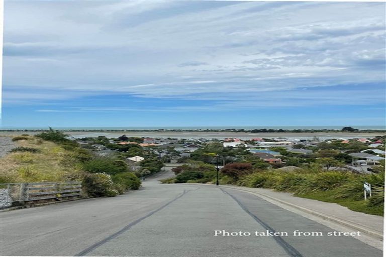 Photo of property in 13 Egnot Heights, Redcliffs, Christchurch, 8081