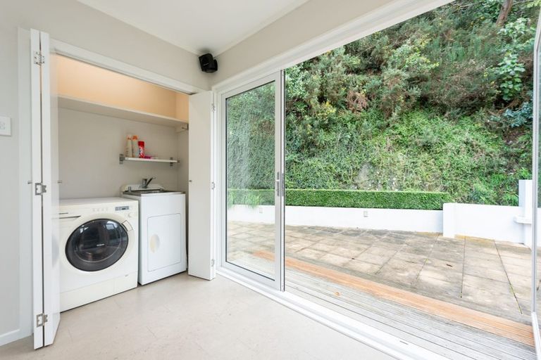 Photo of property in 14 Govind Grove, Ngaio, Wellington, 6035