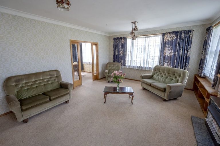 Photo of property in 115 Bartholomew Road, Levin, 5510