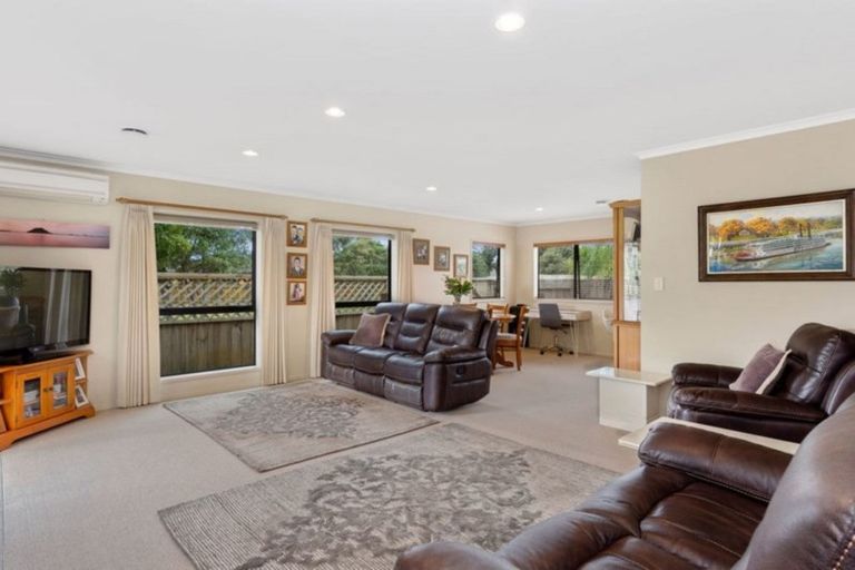 Photo of property in 51 Pirika Place, Papamoa Beach, Papamoa, 3118