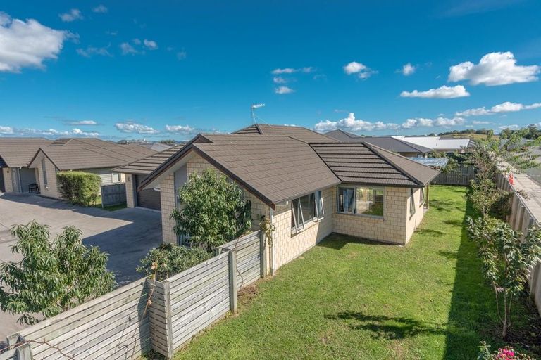 Photo of property in 23 Hector Drive, Rototuna North, Hamilton, 3210