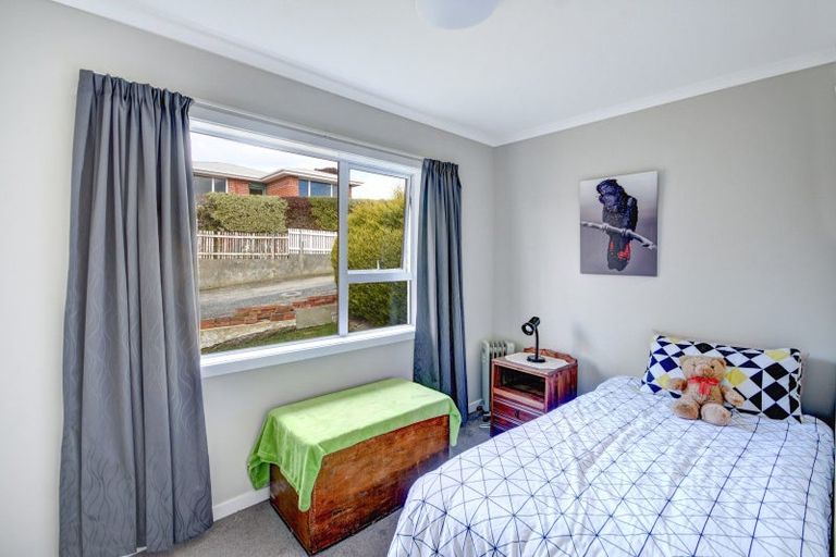 Photo of property in 37 Duckworth Street, Andersons Bay, Dunedin, 9013