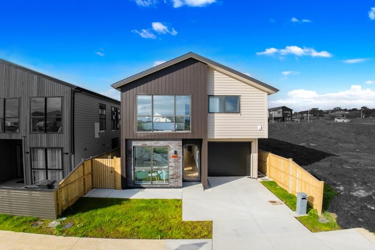 Photo of property in 34 Christella Street, Flat Bush, Auckland, 2019