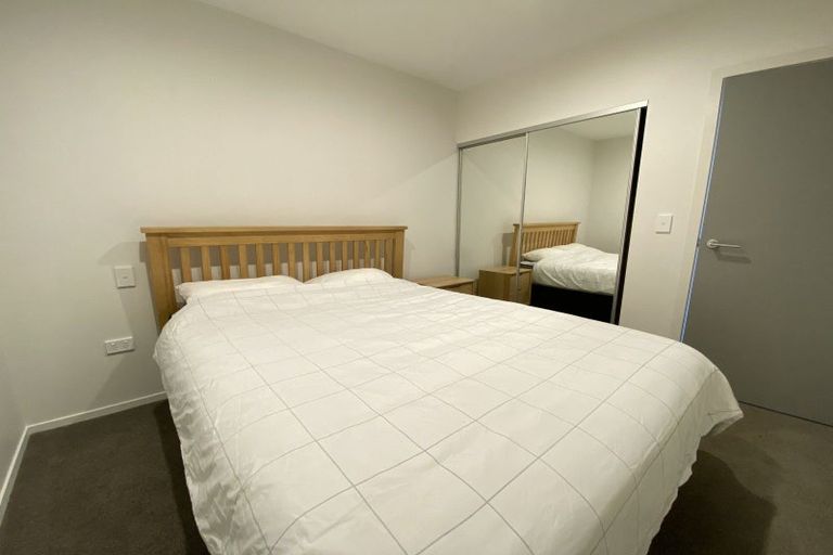 Photo of property in Wyndham Gardens Apartments, 30 Red Oaks Drive, Frankton, Queenstown, 9300