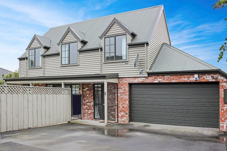 Photo of property in 46d Division Street, Riccarton, Christchurch, 8041