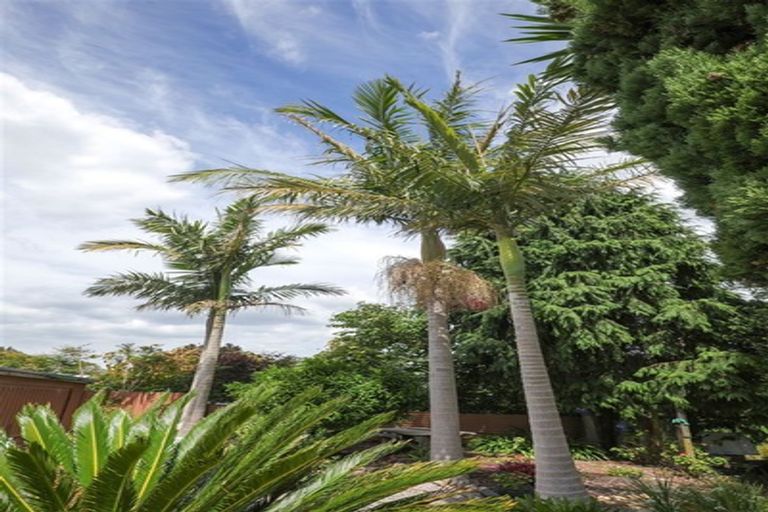 Photo of property in 180 Great South Road, Huntly, 3700