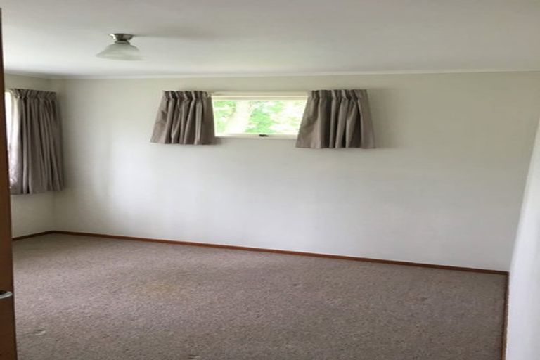 Photo of property in 40 Arlette Place, Massey, Auckland, 0614